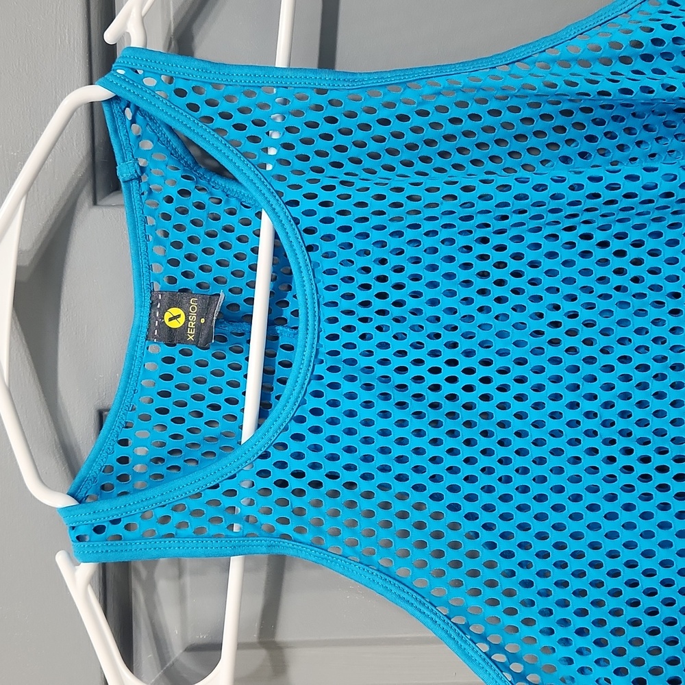 NWOT Xersion Bright Blue Mesh Eyelet Tank Top small